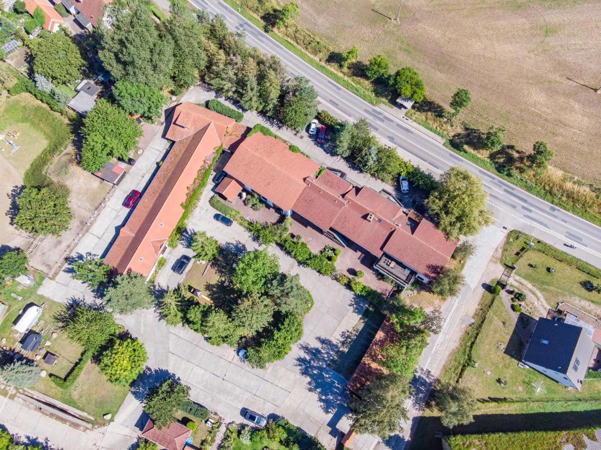 Landpension Dubnitz - Ferienwohnung 1 Sassnitz Exterior foto
