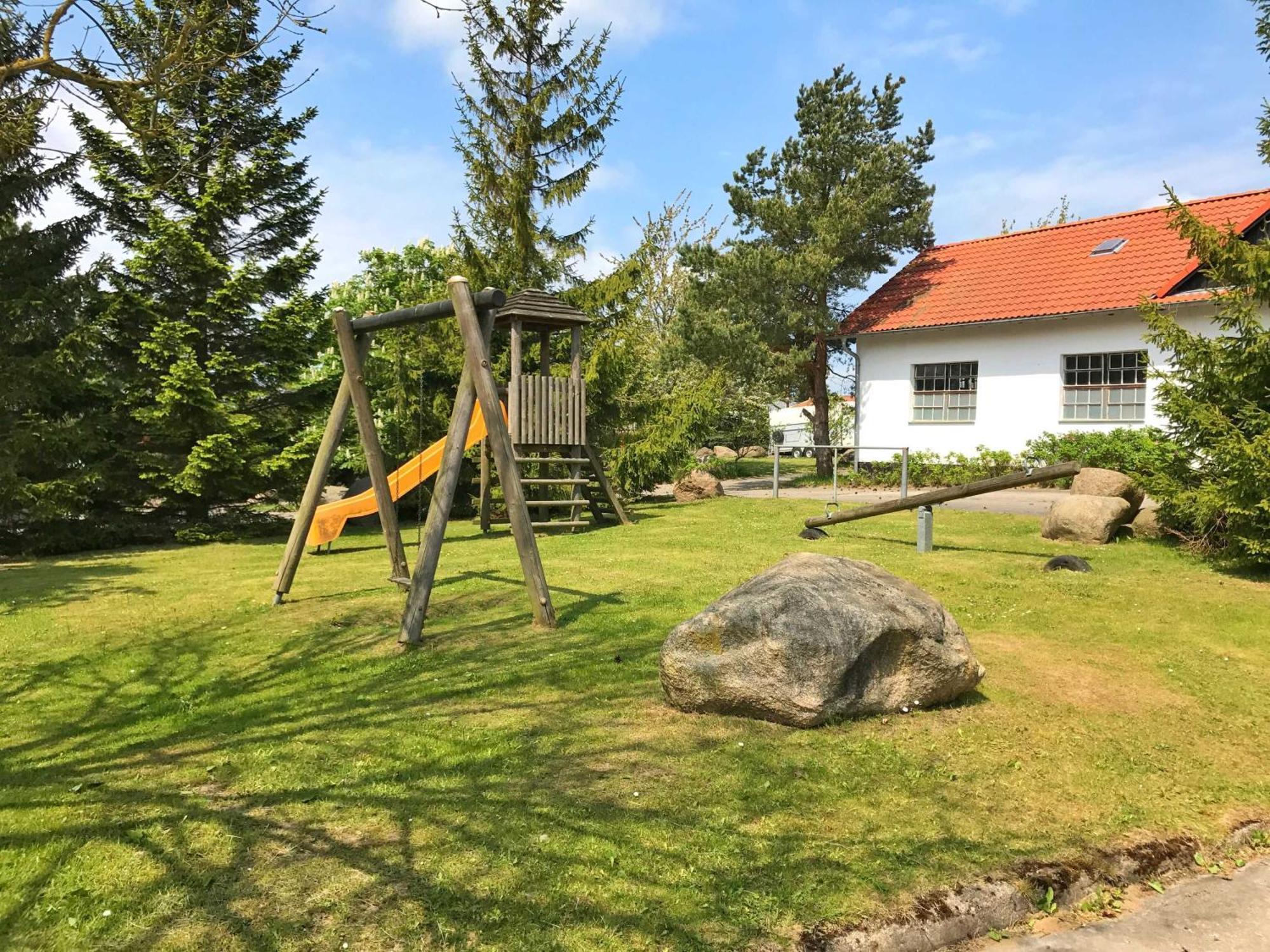 Landpension Dubnitz - Ferienwohnung 1 Sassnitz Exterior foto